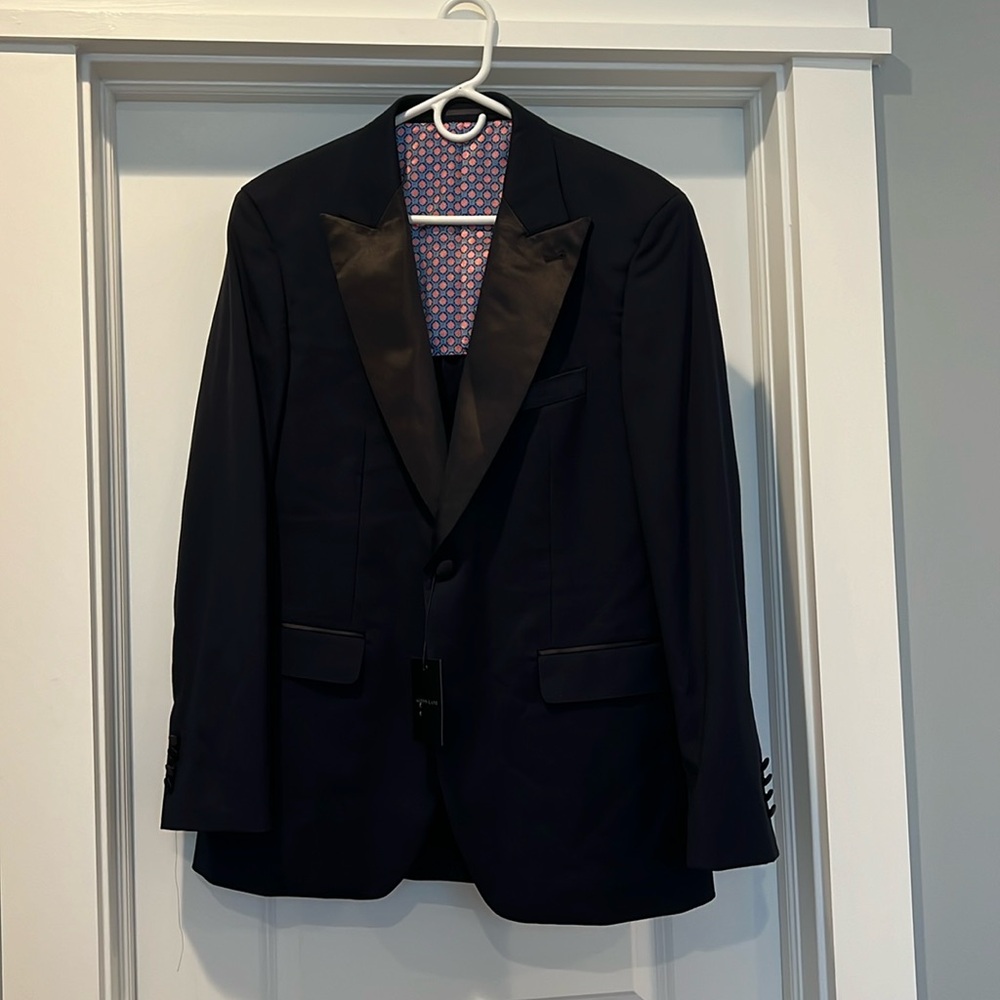 Alton Lane Mercantile Tuxedo Suit Jacket in Evening Navy